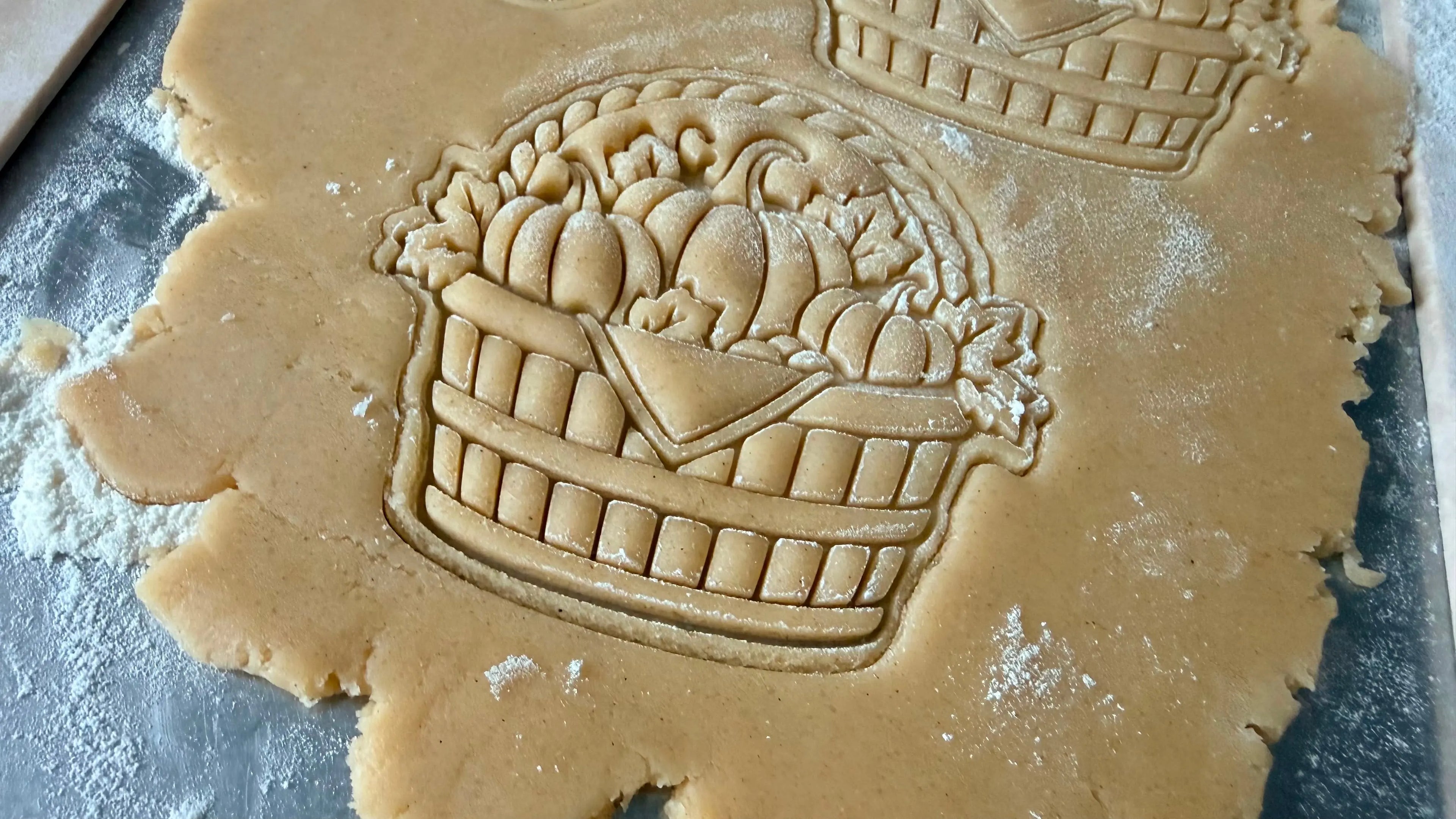 Emporte-pièce panier citrouille d'automne - vue du découpoir 12 mm Filament Fou